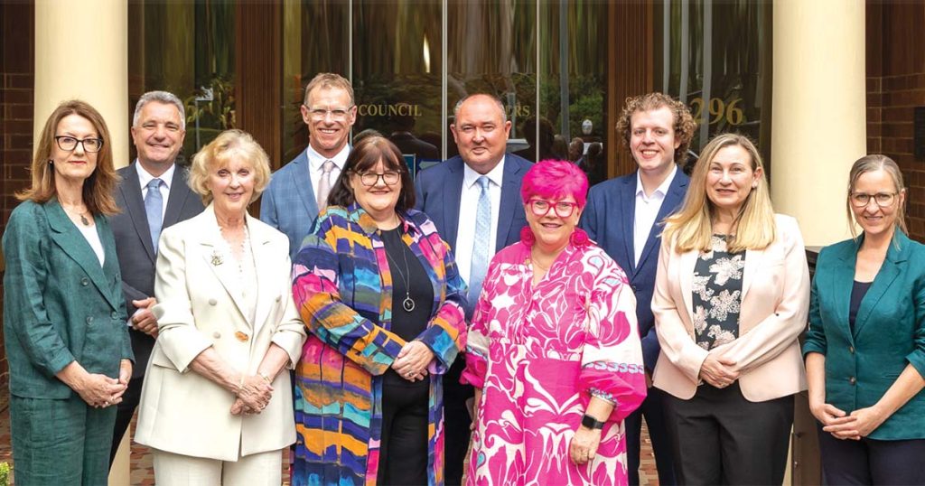 Hornsby Shire Mayor and Councillors at First Council Meeting of the New Term