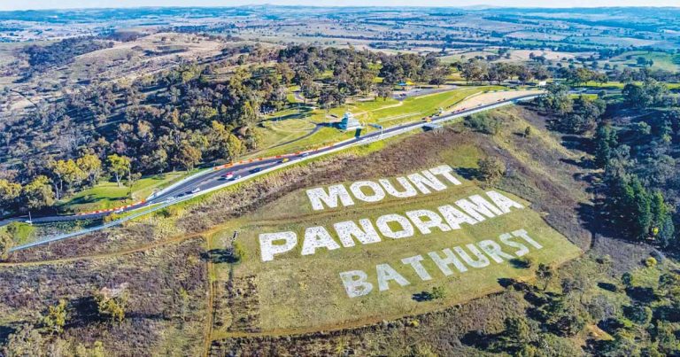 Kenthurst Lad Racing at Bathurst